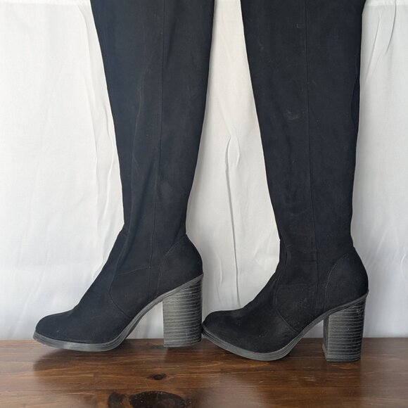 Suede ASOS New Look Thigh High Boots with a Chunky Heel - Picture 3 of 3